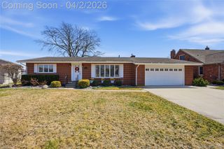 49750 Nautical Drive, Chesterfield Township, MI 48047
