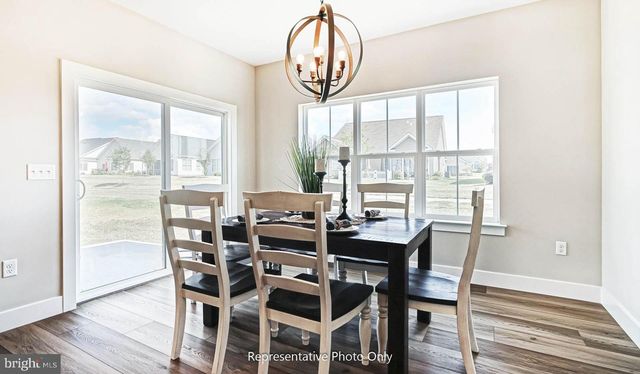 615 ESTATE DR, Mechanicsburg, PA 17055