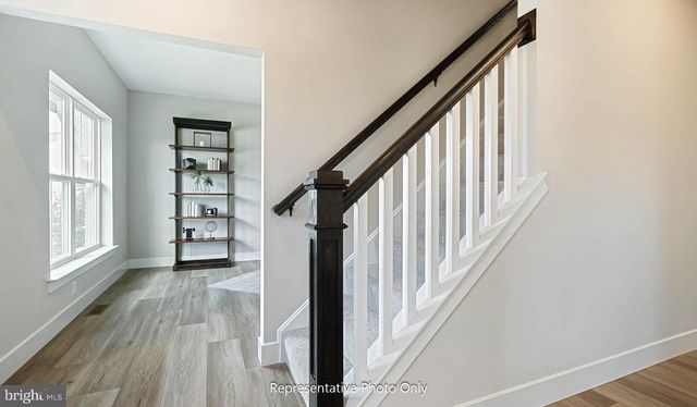 615 ESTATE DR, Mechanicsburg, PA 17055