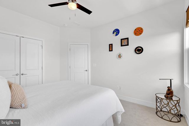 13725 AVIATION PL, Herndon, VA 20171