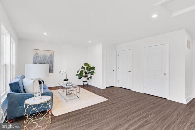 13725 AVIATION PL, Herndon, VA 20171