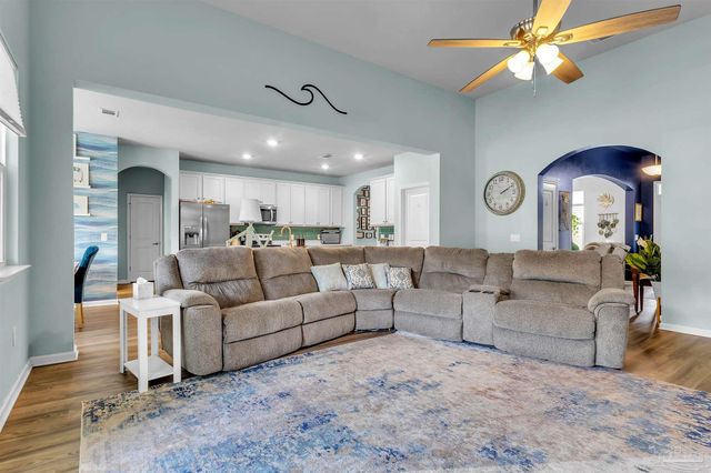 1760 Saroco Rd, Gulf Breeze, FL 32563