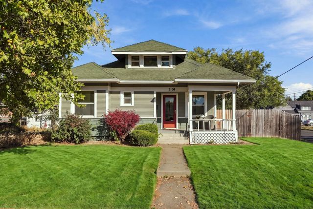 2104 W York Ave, Spokane, WA 99205 property photo