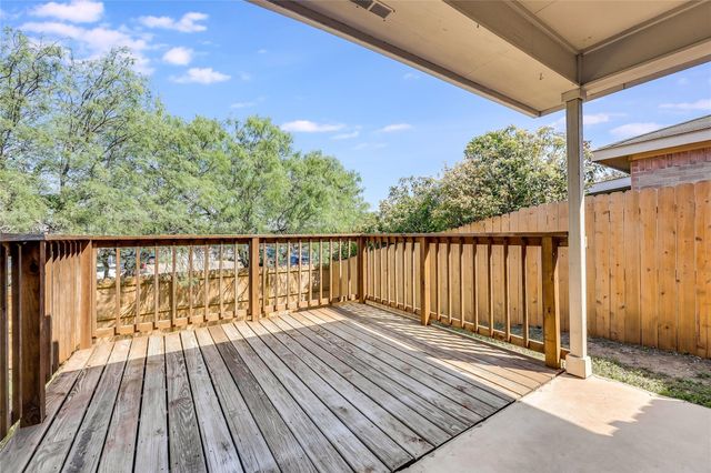 11321 Autumn Ash DR, Manchaca, TX 78652