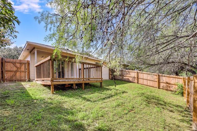 11321 Autumn Ash DR, Manchaca, TX 78652
