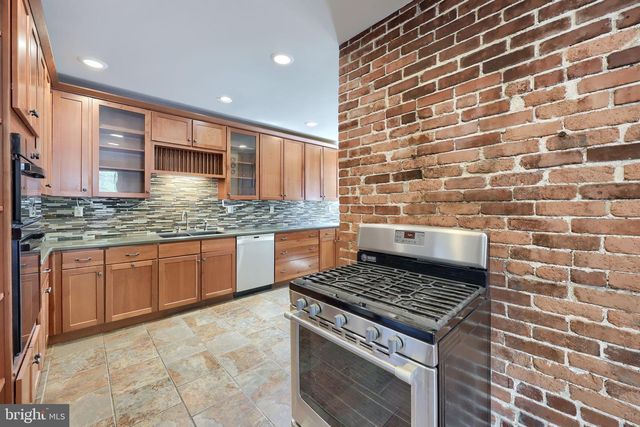 287 DUKE ST, Ephrata, PA 17522