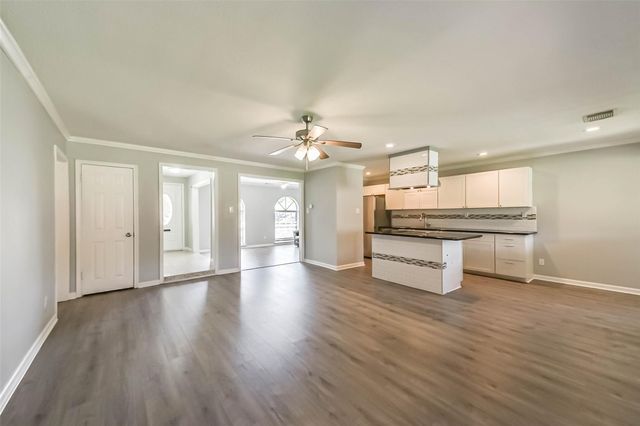 10822 Sagegulf Lane, Houston, TX 77089