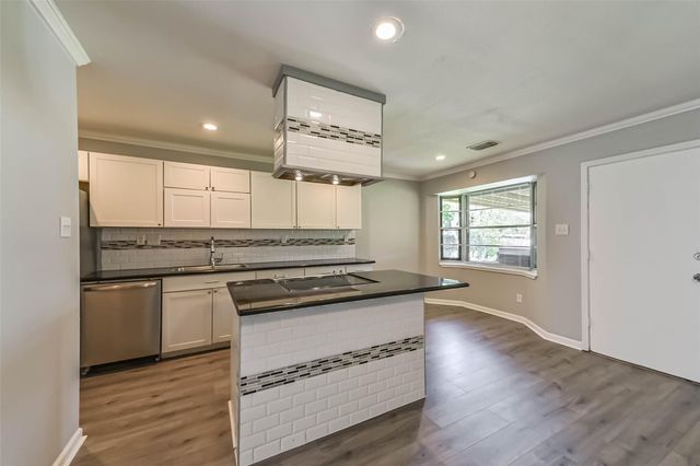 10822 Sagegulf Lane, Houston, TX 77089