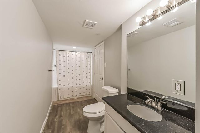 10822 Sagegulf Lane, Houston, TX 77089