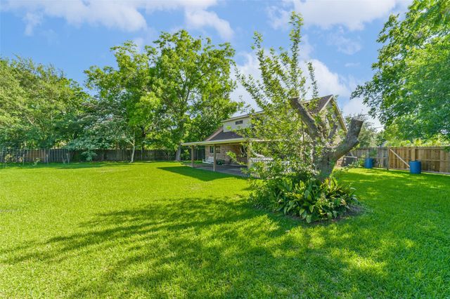 10822 Sagegulf Lane, Houston, TX 77089