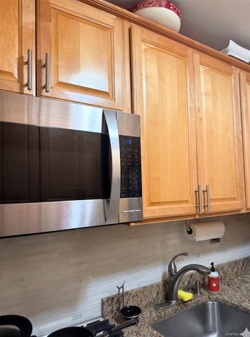 100 E Hartsdale Avenue E 5FE, Hartsdale, NY 10530