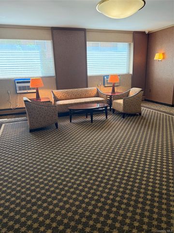 100 E Hartsdale Avenue E 5FE, Hartsdale, NY 10530