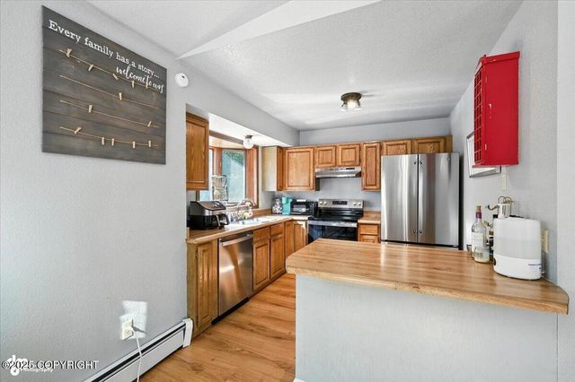 1060 E McAdoo Way, Wasilla, AK 99654