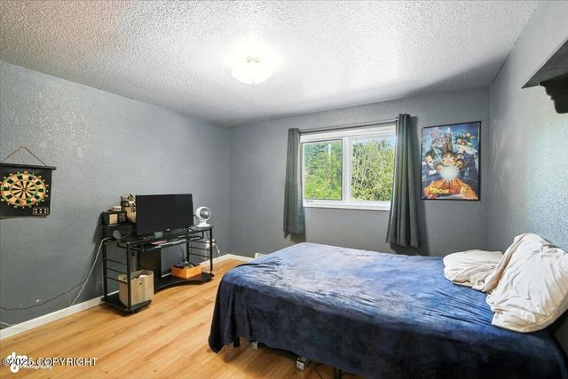 1060 E McAdoo Way, Wasilla, AK 99654