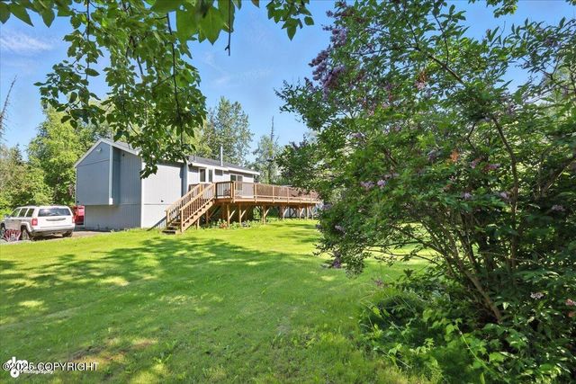 1060 E McAdoo Way, Wasilla, AK 99654