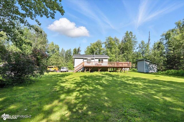 1060 E McAdoo Way, Wasilla, AK 99654