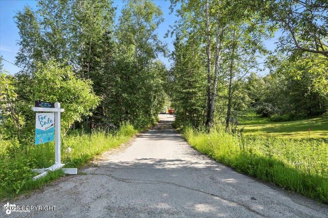 1060 E McAdoo Way, Wasilla, AK 99654