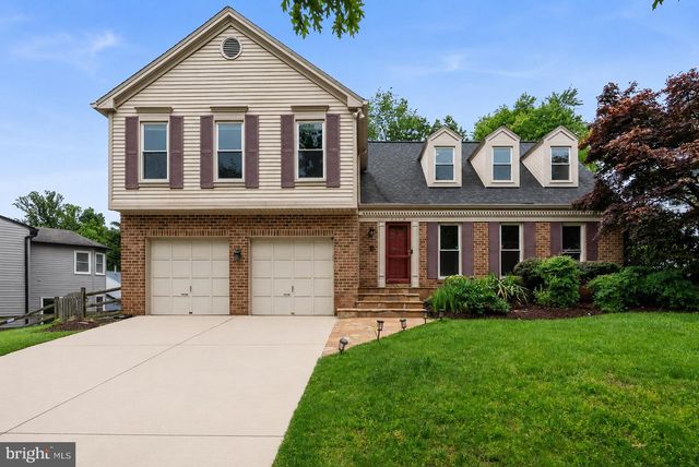 1119 HALESWORTH DR, Potomac, MD 20854