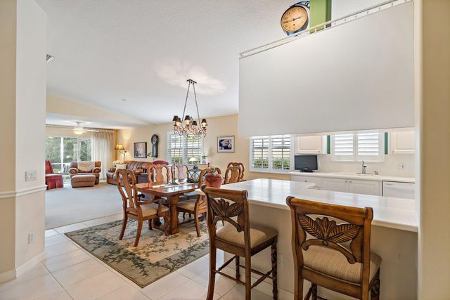 9054 SE Hawks Nest Court, Hobe Sound, FL 33455