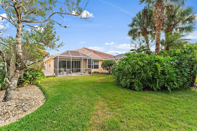 9054 SE Hawks Nest Court, Hobe Sound, FL 33455