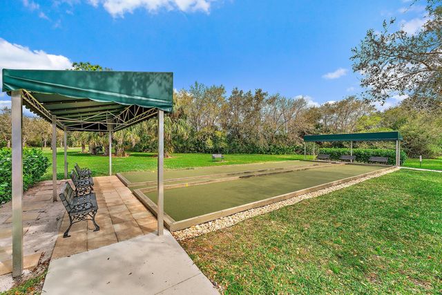 9054 SE Hawks Nest Court, Hobe Sound, FL 33455