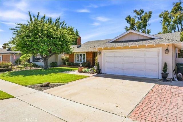 16805 Mount Eden, Fountain Valley, CA 92708