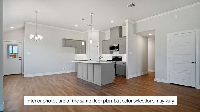 12051 Curlin Drive, Montgomery, TX 77318