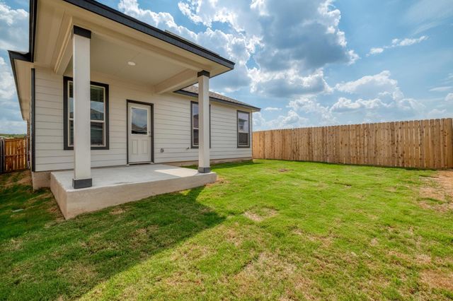 280 Feathers ST, Jarrell, TX 76537