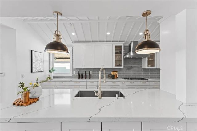 12947 La Maida Street, Sherman Oaks, CA 91423