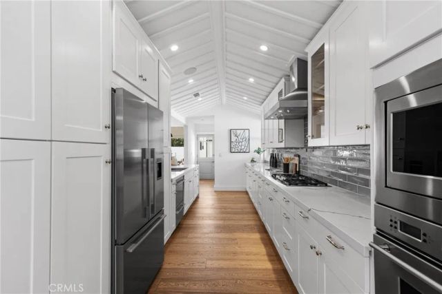 12947 La Maida Street, Sherman Oaks, CA 91423