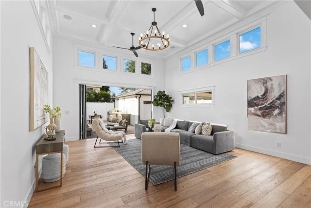 12947 La Maida Street, Sherman Oaks, CA 91423