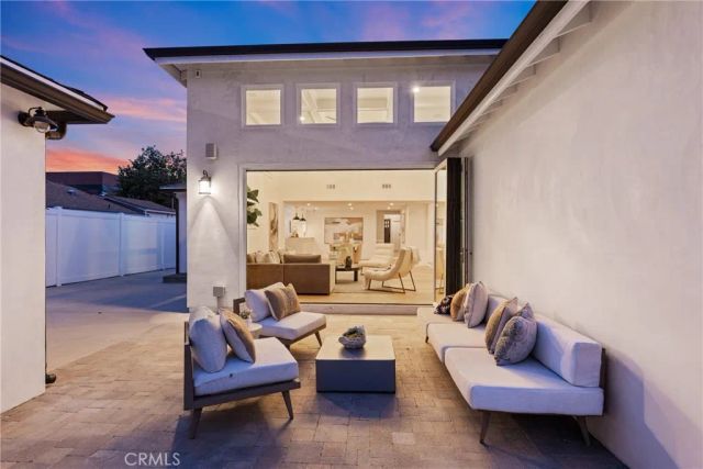 12947 La Maida Street, Sherman Oaks, CA 91423