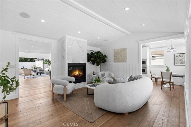 12947 La Maida Street, Sherman Oaks, CA 91423