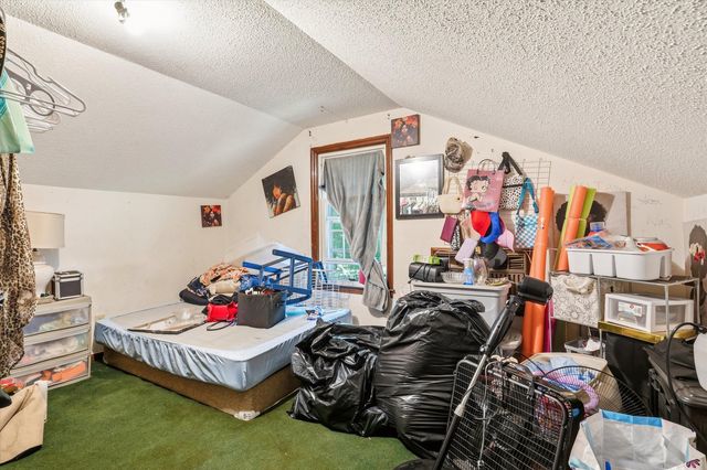 5891 N Rhett Avenue, Hanahan, SC 29410