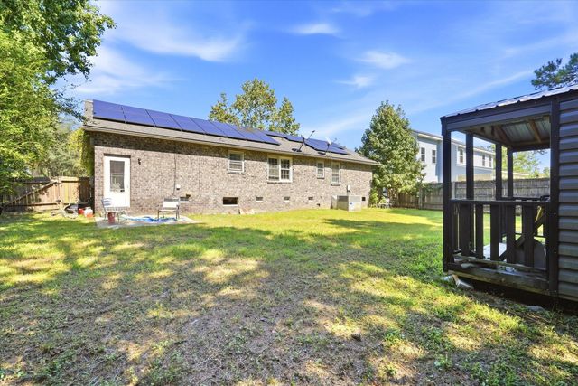 5891 N Rhett Avenue, Hanahan, SC 29410