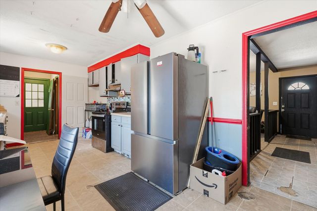 5891 N Rhett Avenue, Hanahan, SC 29410