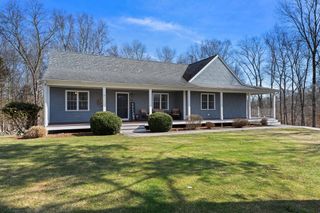 135 Sutherland, Somerset, MA 02726