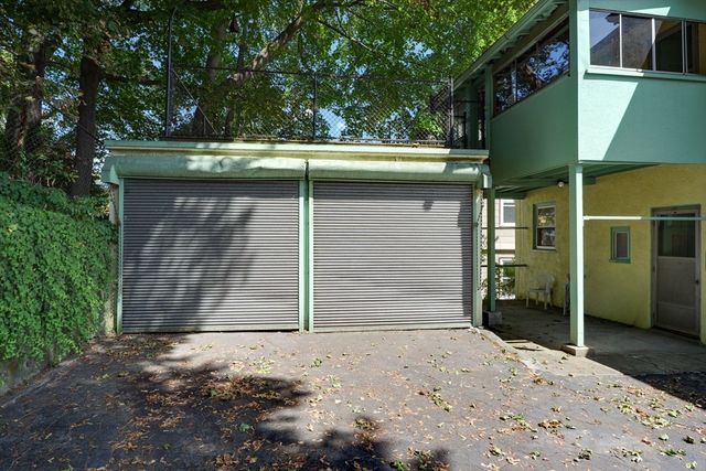 79 Bartlett Ave 79, Arlington, MA 02476