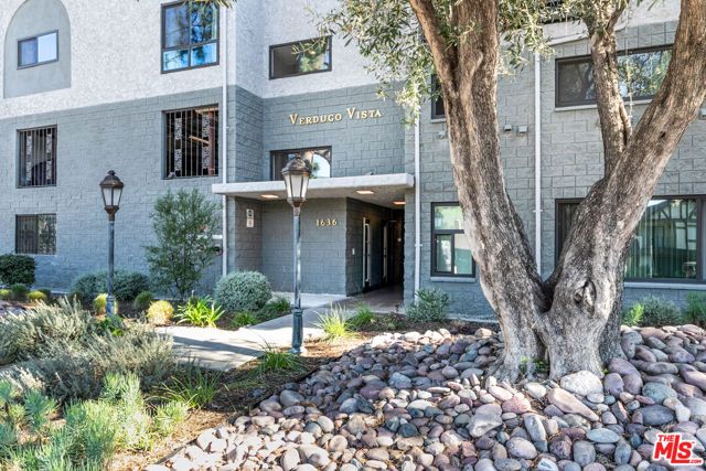 1636 N Verdugo Road, Glendale, CA 91208