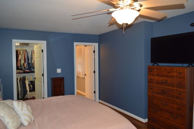 25 Oakes Cir 25, Millbury, MA 01527