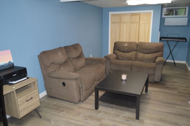 25 Oakes Cir 25, Millbury, MA 01527