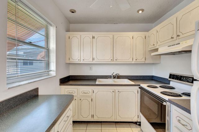 332 N Sheffield N, West Palm Beach, FL 33417