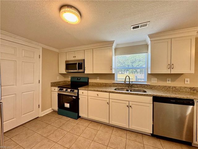 739 Childs AVE, Hampton, VA 23661