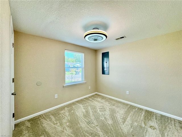 739 Childs AVE, Hampton, VA 23661