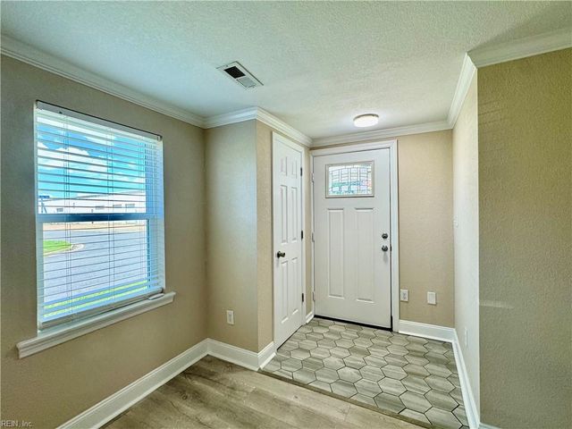 739 Childs AVE, Hampton, VA 23661