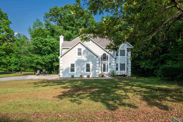 670 County Road 360, Trinity, AL 35673