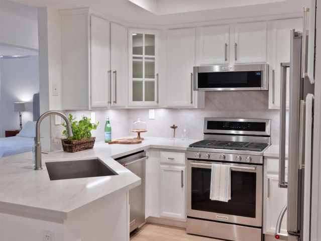 12675 Camino Mira Del Mar 173, San Diego, CA 92130