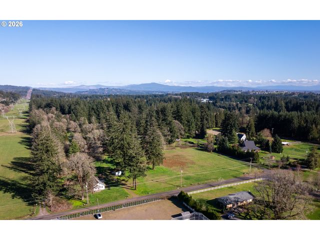 1611 Ne 249th Ave, Camas, WA 98607