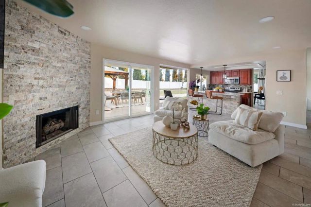 1401 Corte Rapallo, Escondido, CA 92026