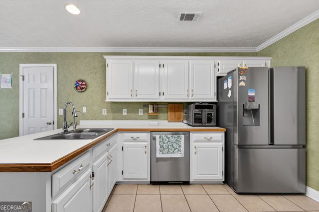 196 Ashley Drive, Mcdonough, GA 30252